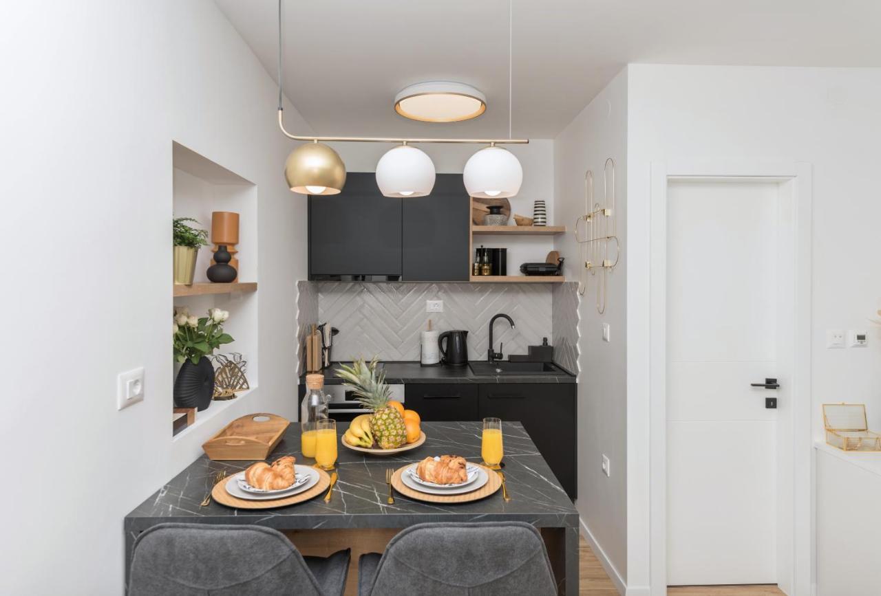 Studio Apartment Bianco, Near Beach, Free Parking, Wi-Fi Makarska Luaran gambar